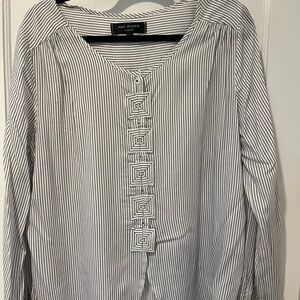 Max Studio Women’s Blouse Blue/White Stripped Size Large EUC